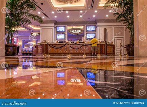 Casino Front Desk: The Complete Guide to Operations, Skills, and Guest Experience