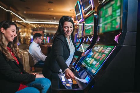Casino Employee Training: Building a World-Class Team